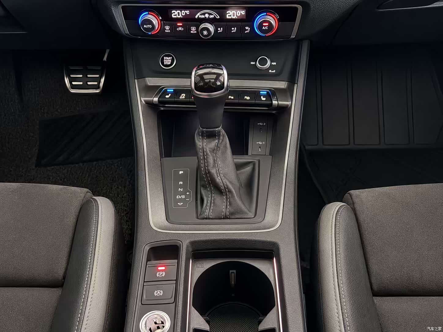 Audi Q3, 2022 10