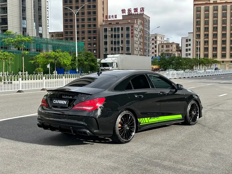 Mercedes-Benz CLA AMG