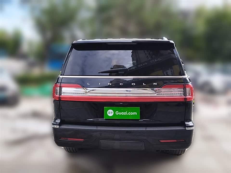 Lincoln Navigator