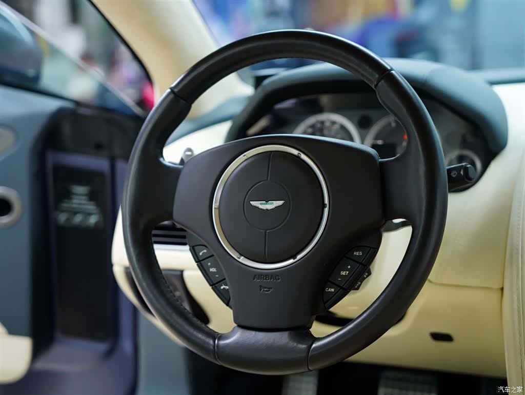 Aston Martin Rapide, 2011 56