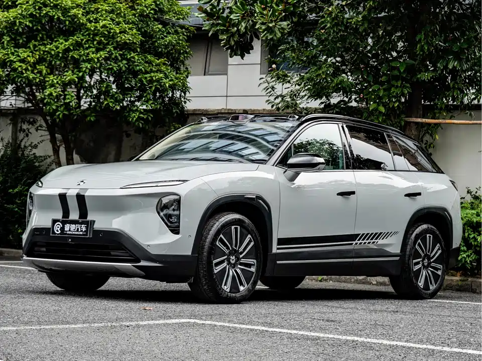 NIO ES7