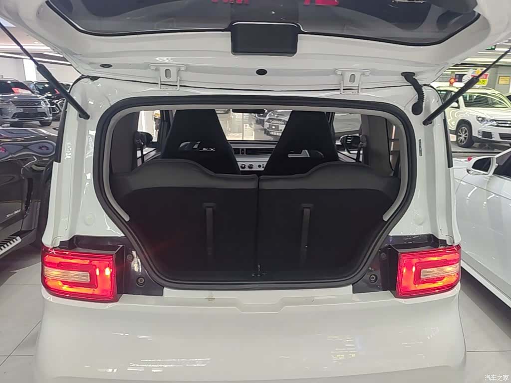Wuling MINIEV, 2021 19