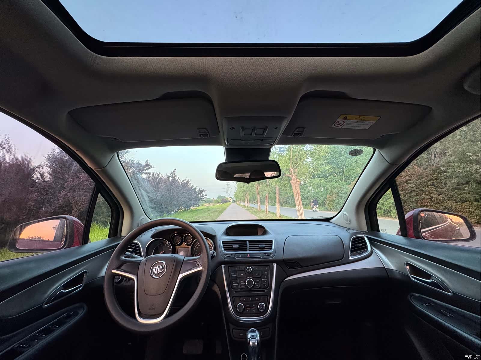Buick Encore, 2016 10