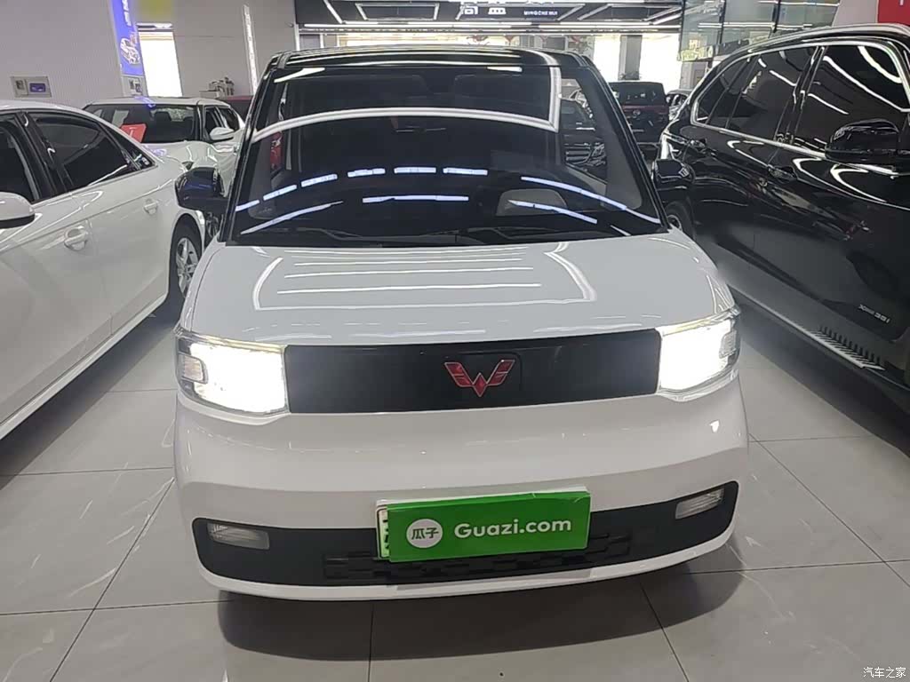 Wuling MINIEV, 2021 3
