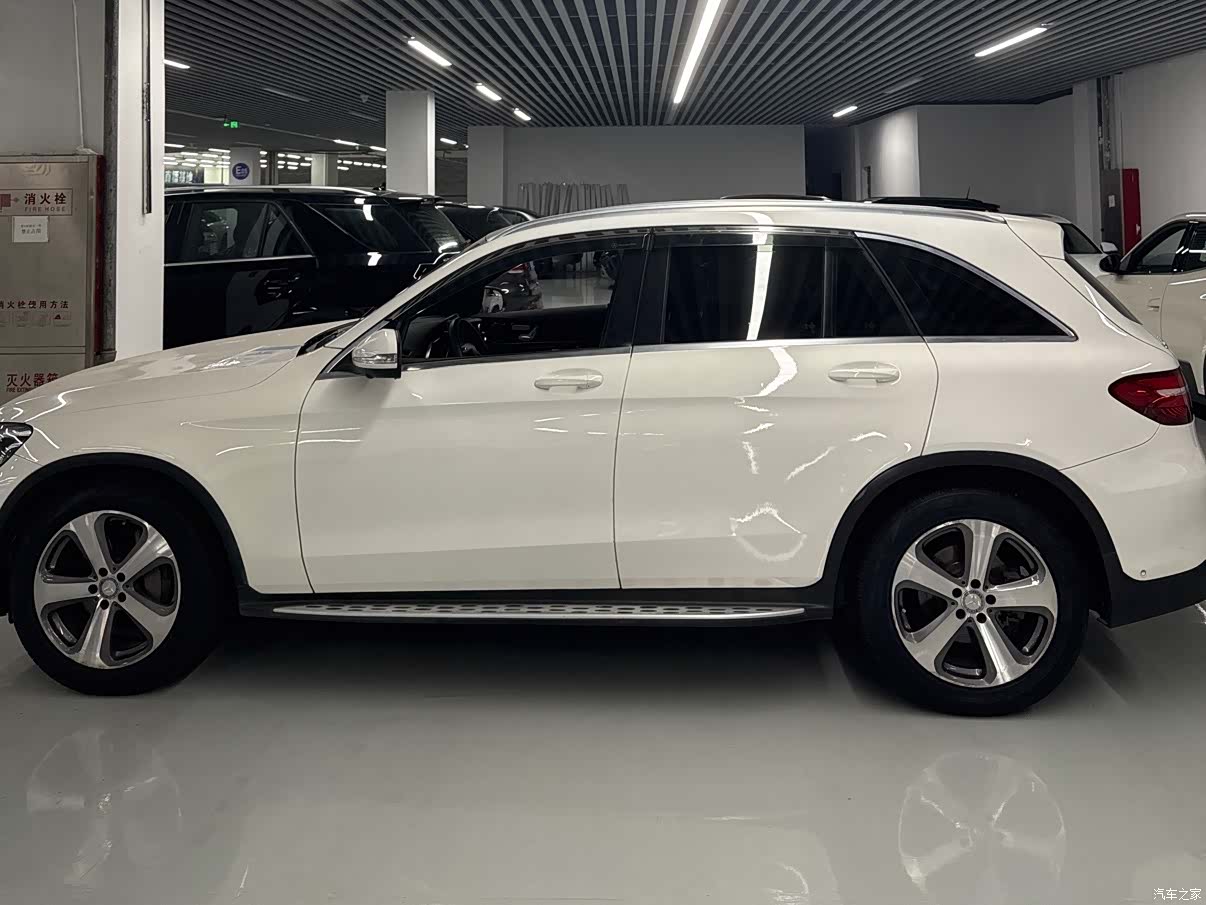 Mercedes-Benz GLC, 2016 3