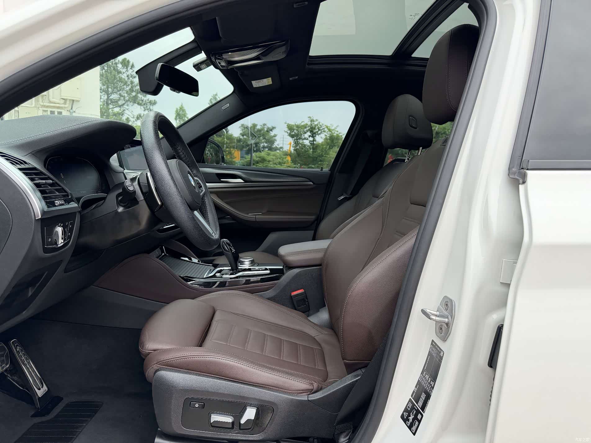 BMW X4, 2020 все фото