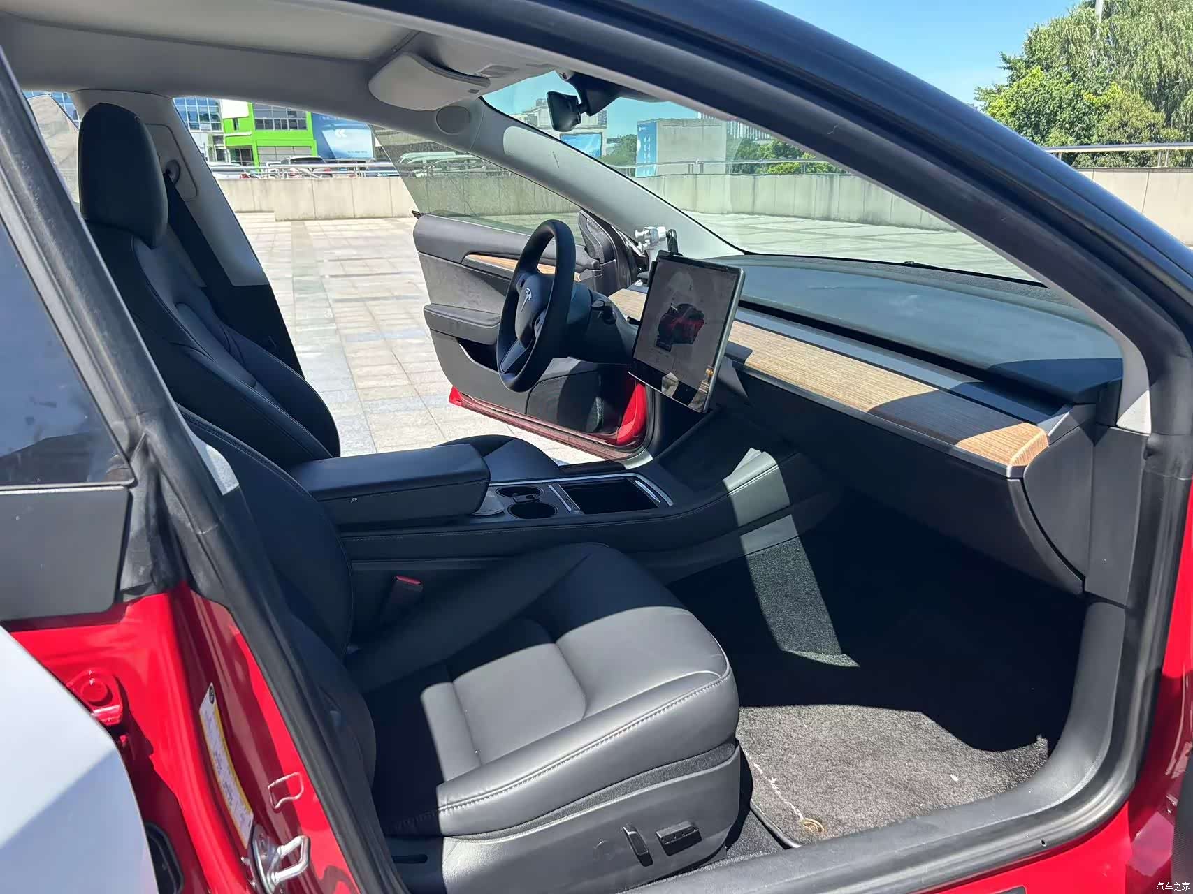 Tesla Model 3, 2022 11