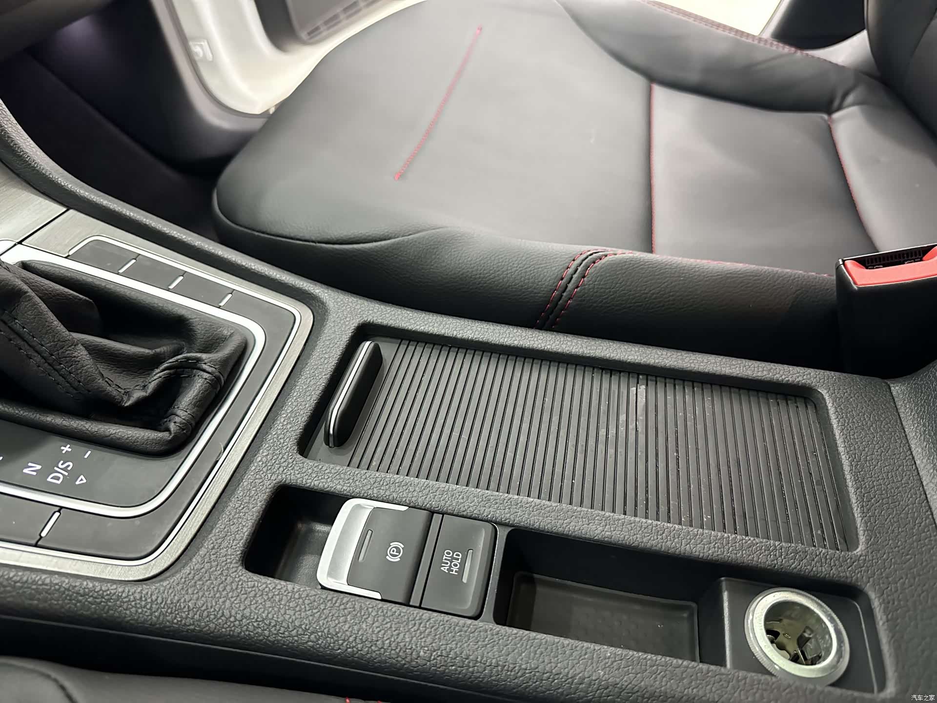 Volkswagen Golf, 2016 17