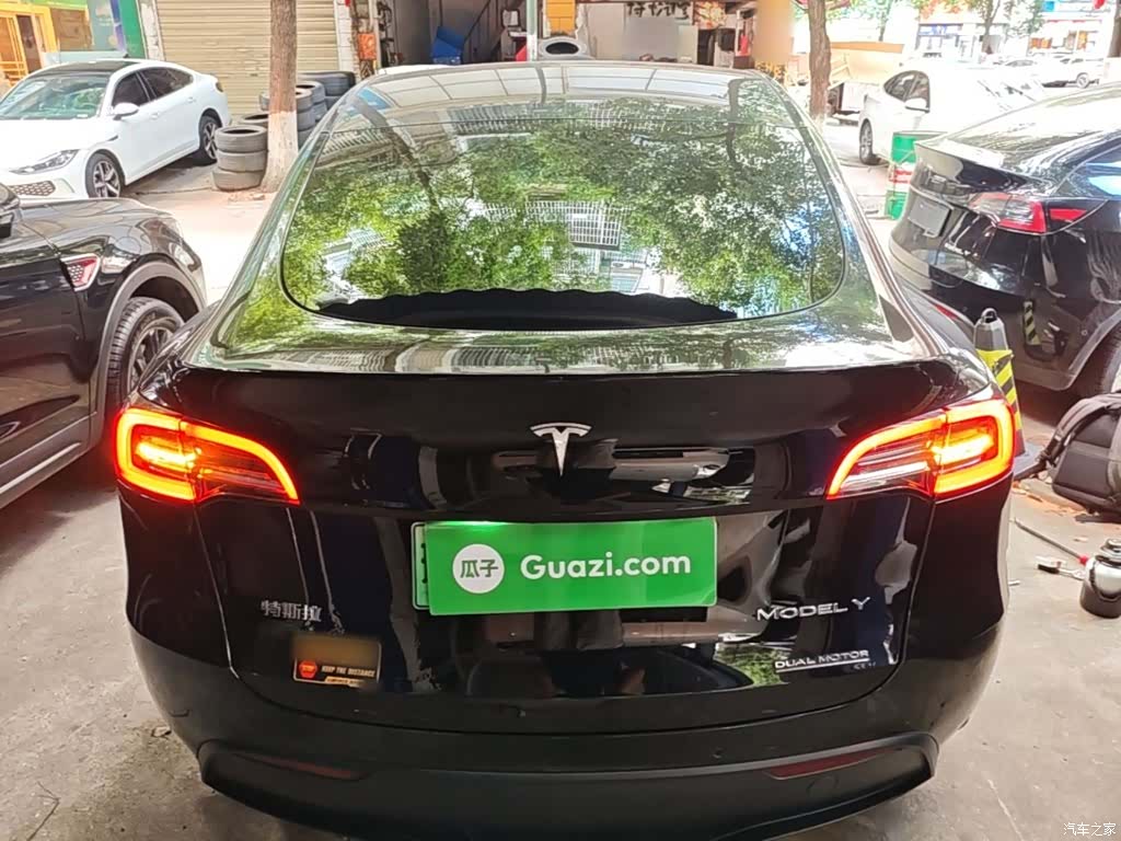 Tesla Model Y, 2022 6