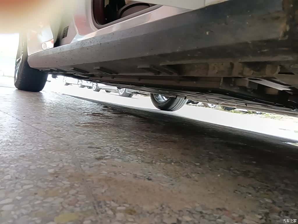 Geely Galaxy L6, 2024 21