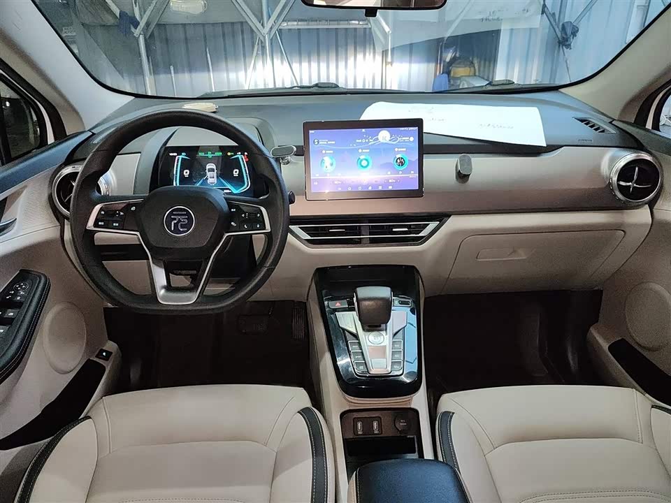 BYD Yuan Pro BYD Yuan Pro