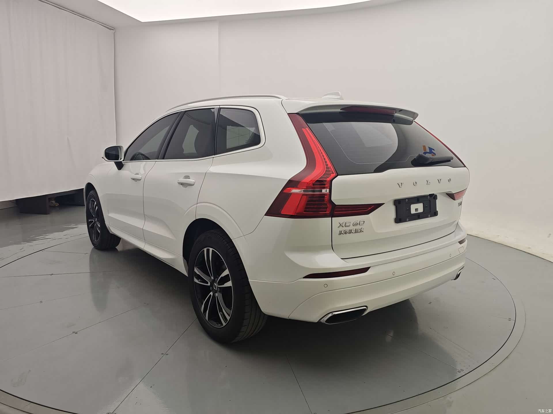 Volvo XC60, 2018 4