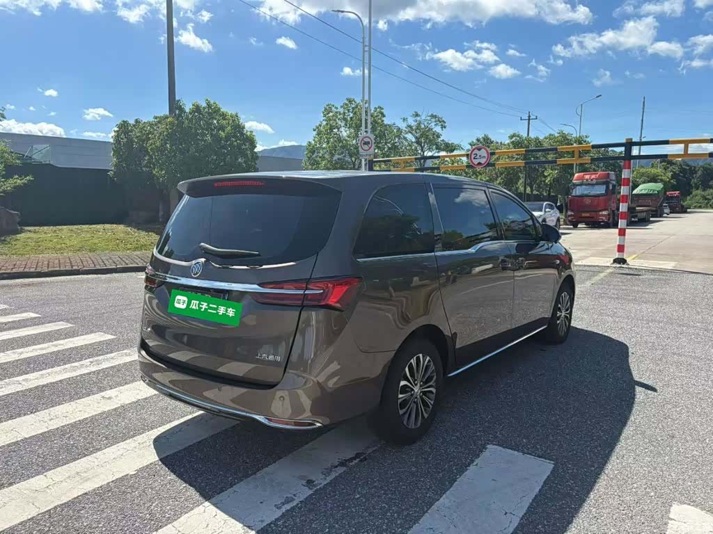 Buick GL8, 2023 7