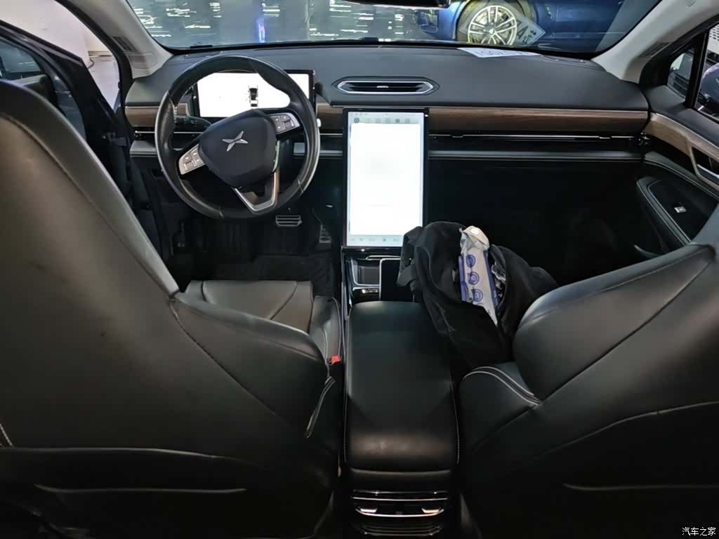 Xpeng P5, 2022 10