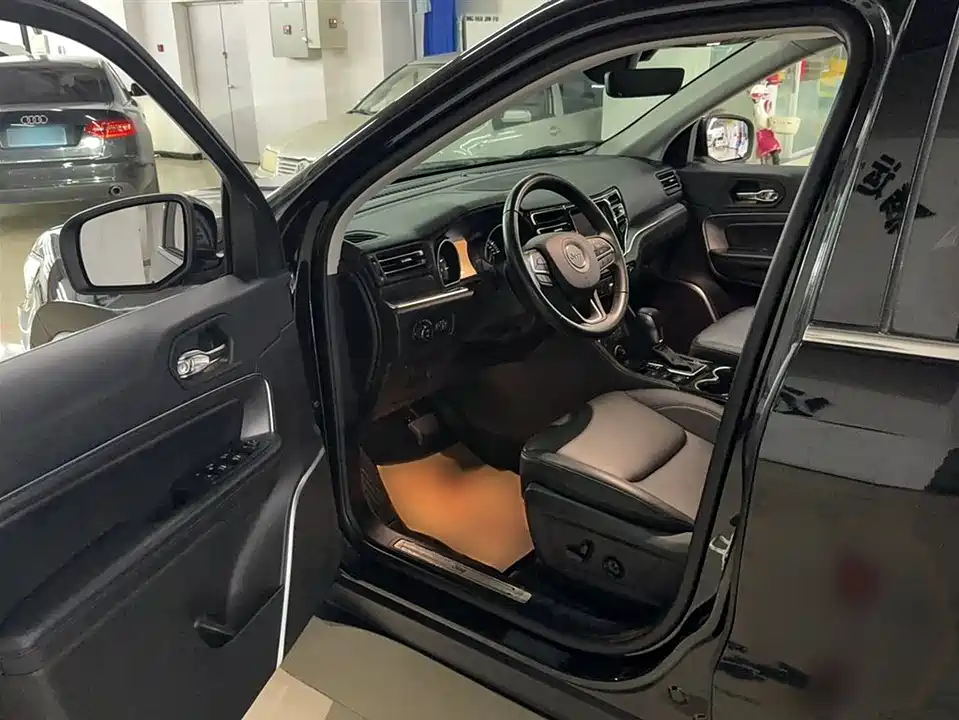 Jeep Grand Commander