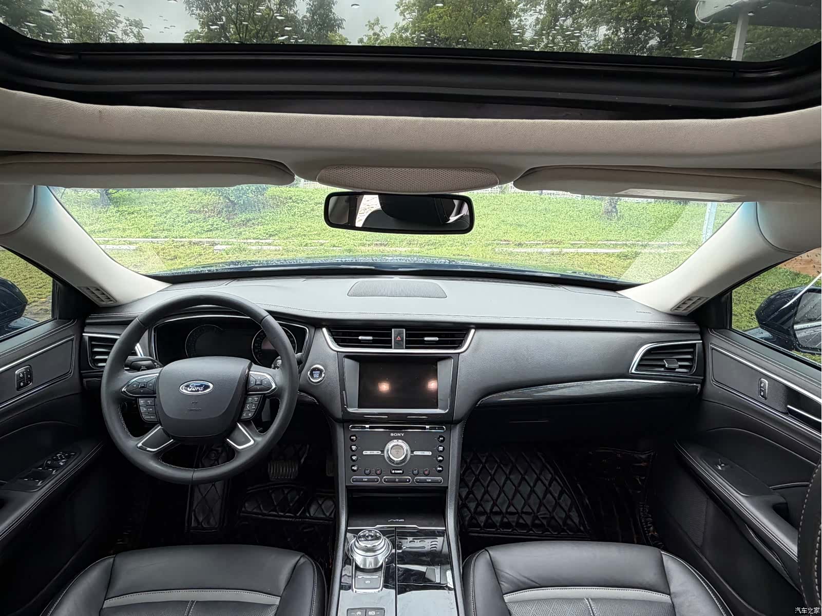 Ford Taurus, 2018 7