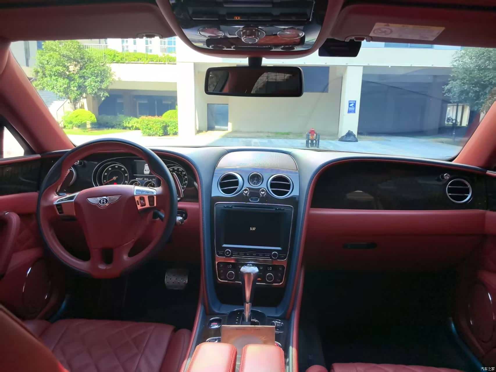 Bentley Flying Spur, 2018 7