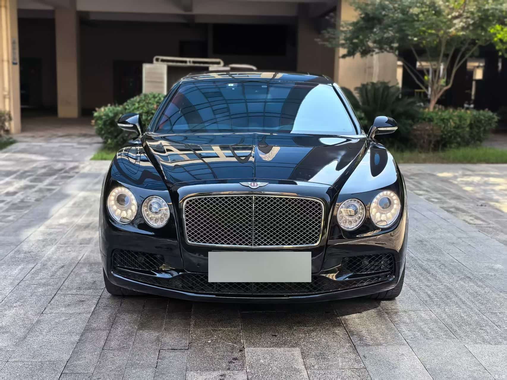 Bentley Flying Spur, 2018 10