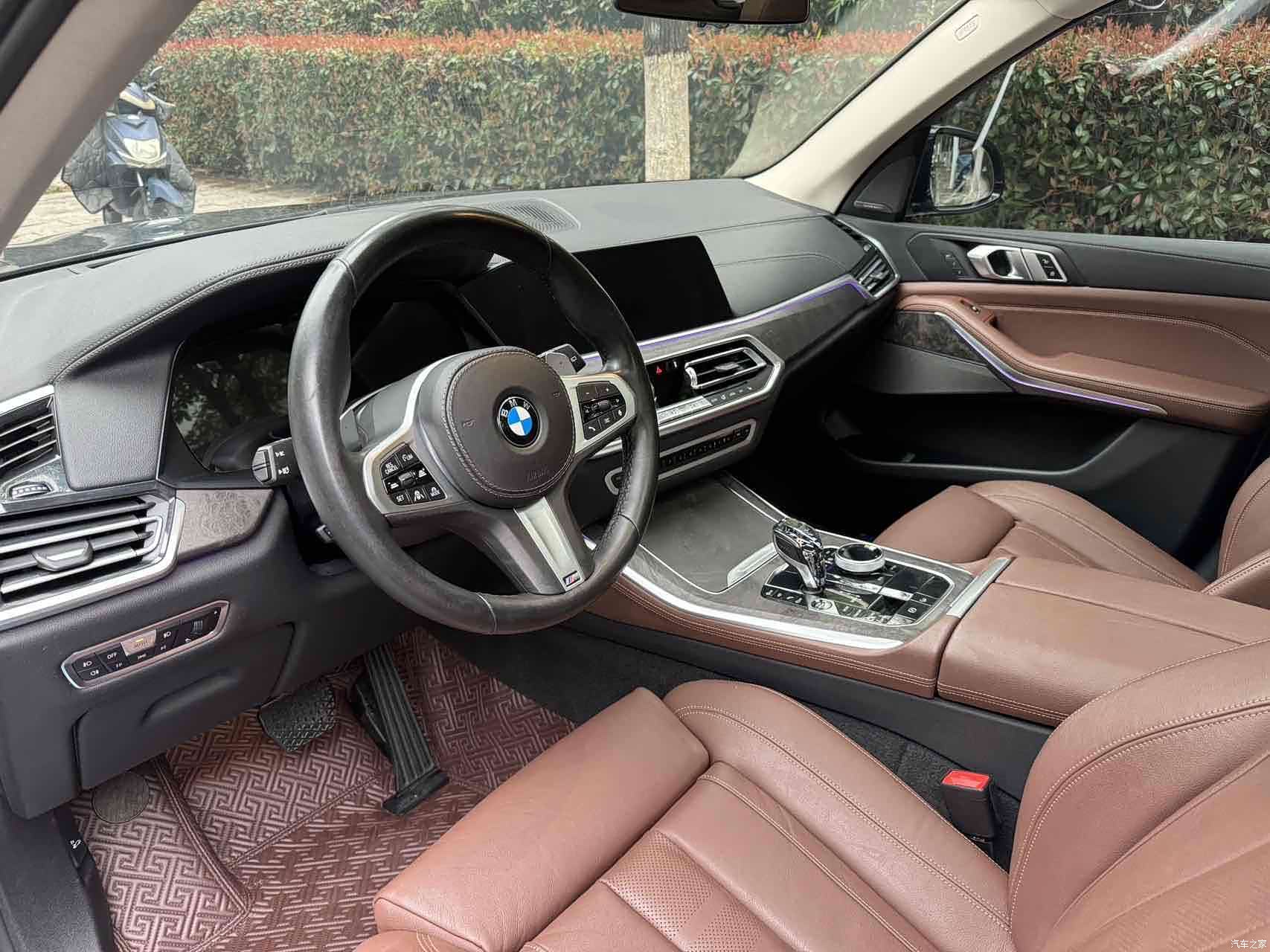 BMW X5, 2019 все фото