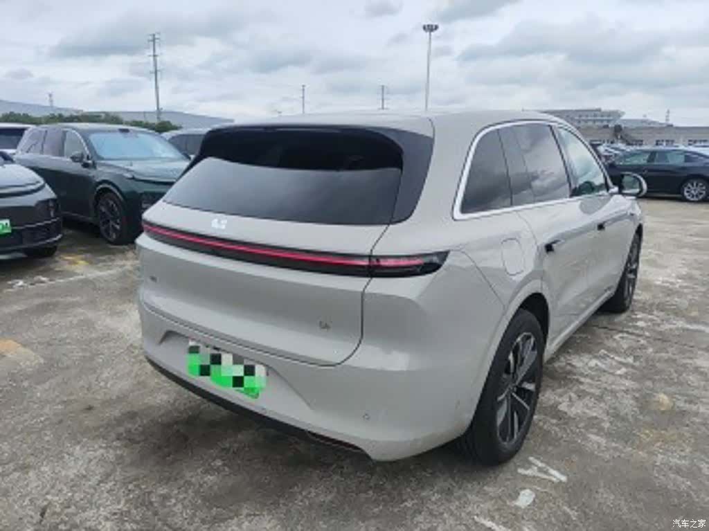 Li Auto L6, 2025 3