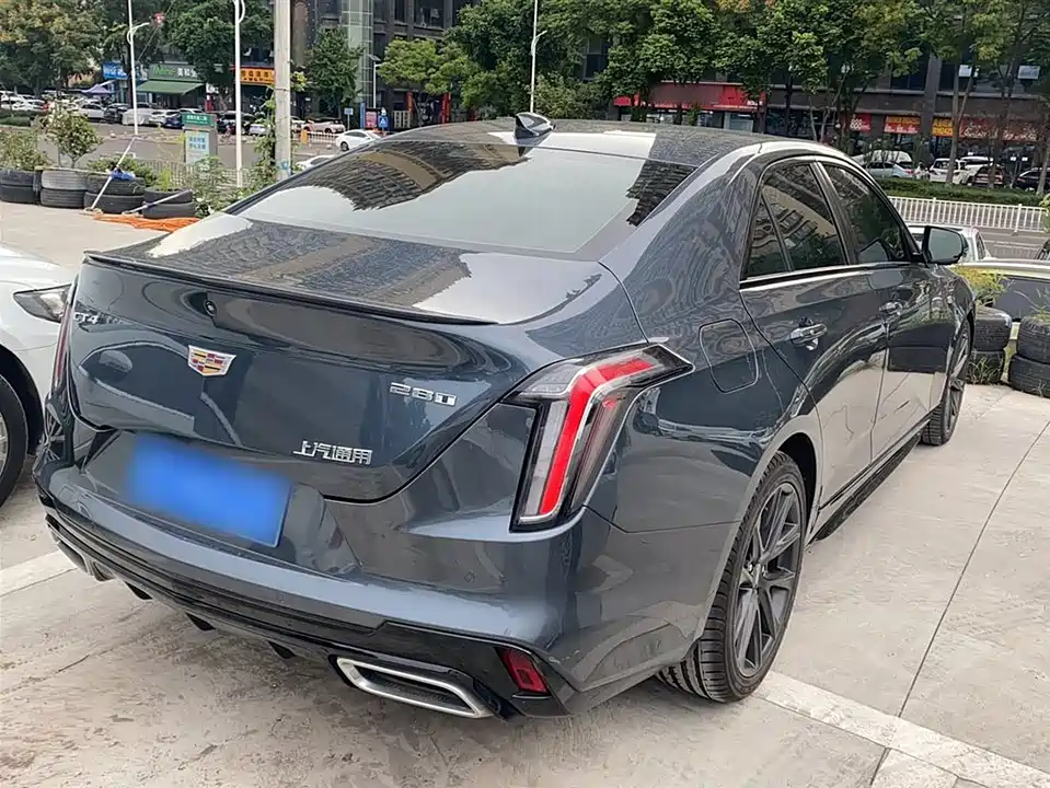 Cadillac CT4