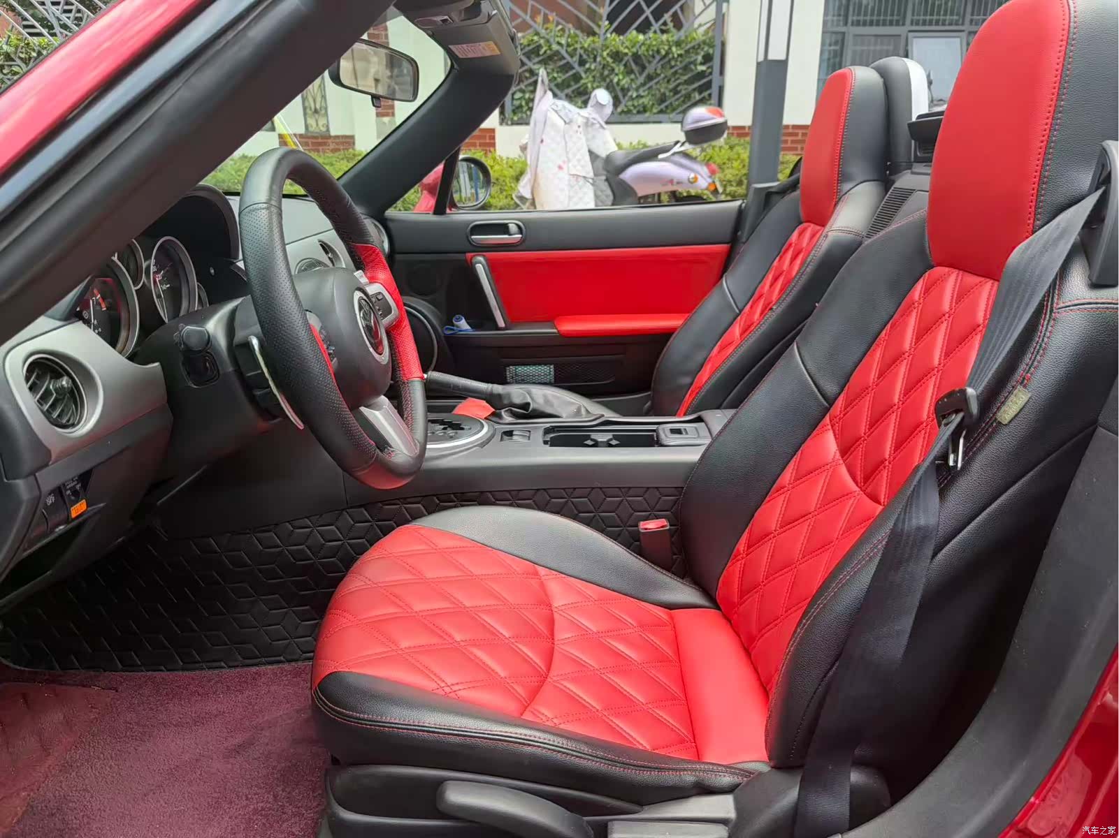 Mazda MX-5, 2011 6