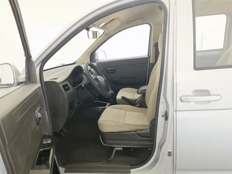 Wuling Wuling Rongguang V