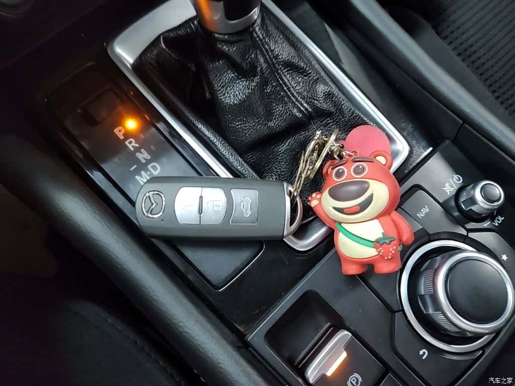 Mazda Mazda3, 2017 9