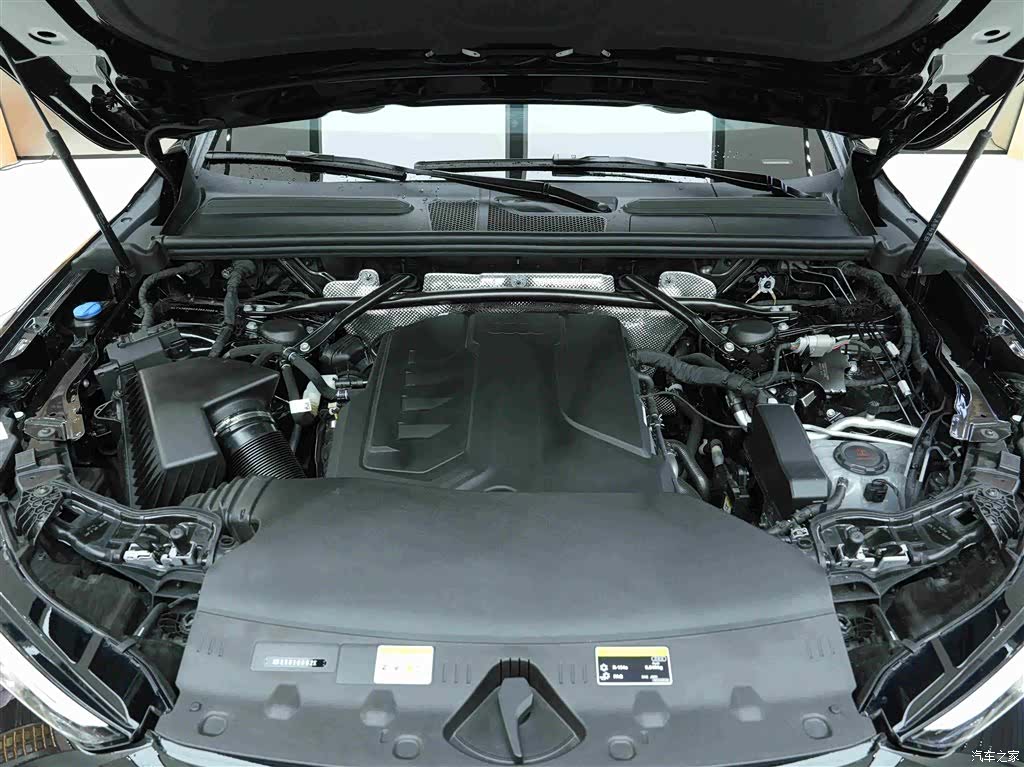 Audi Q5L, 2026 21