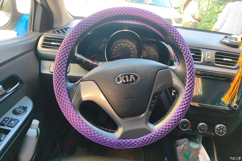 Kia K2, 2015 15