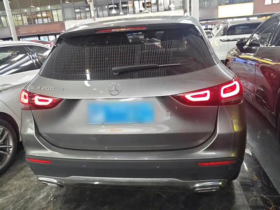Mercedes-Benz GLA