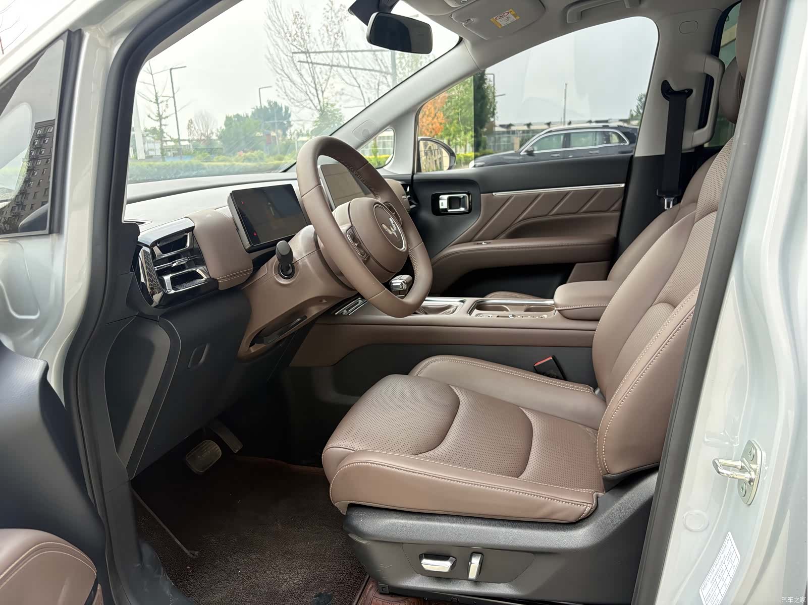 Wuling 730, 2026 4