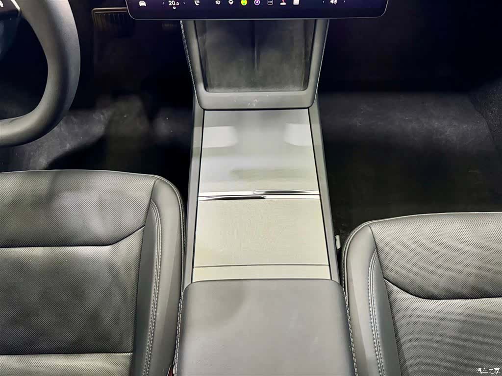 Tesla Model 3, 2024 22