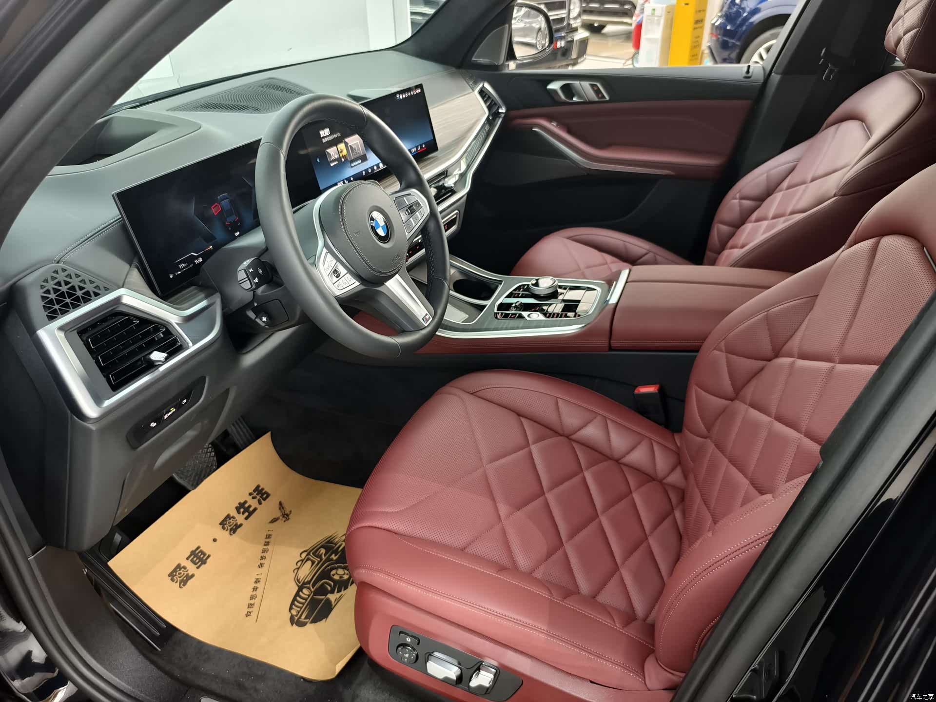 BMW X5, 2025 все фото