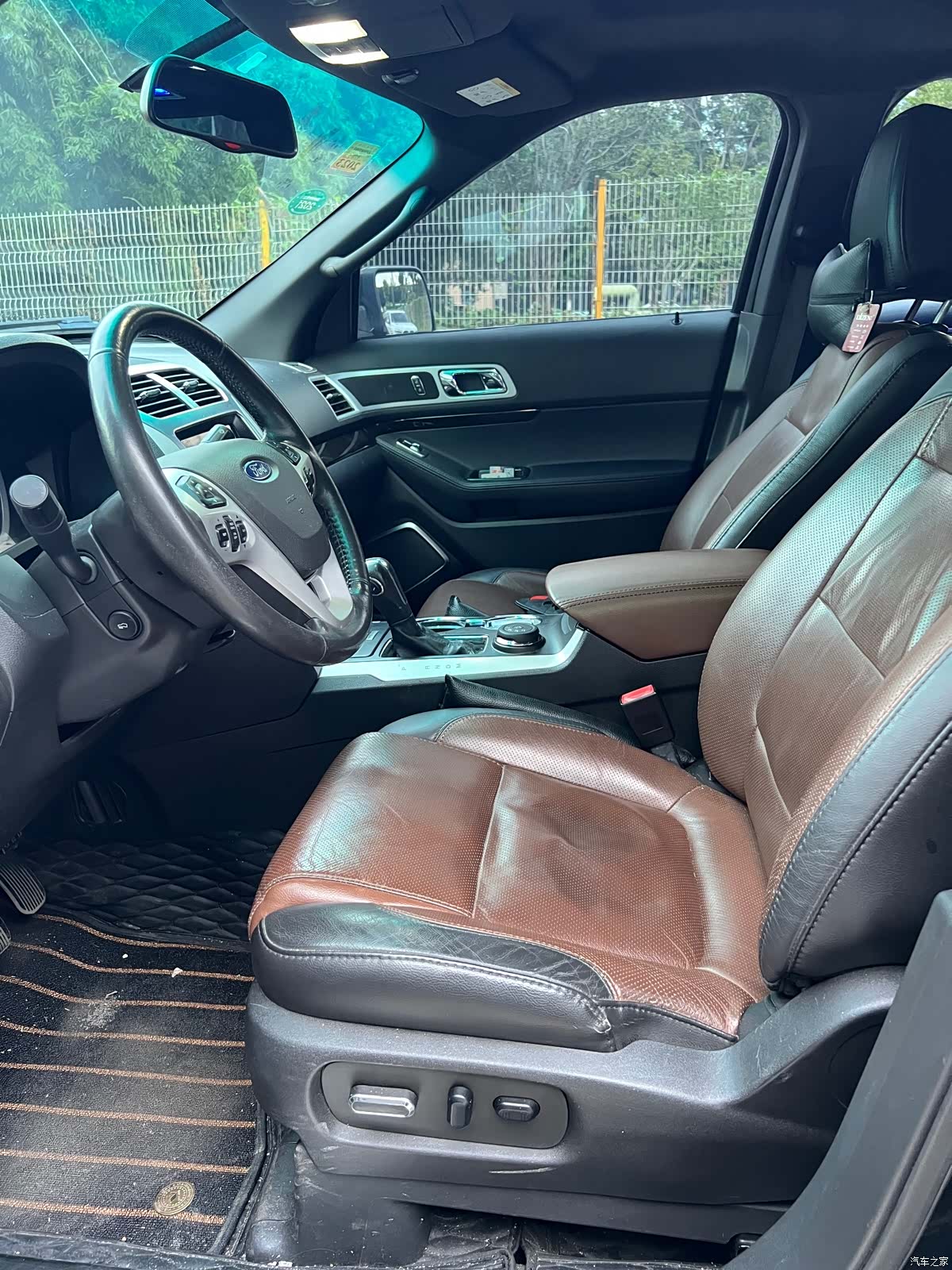 Ford Explorer, 2015 10