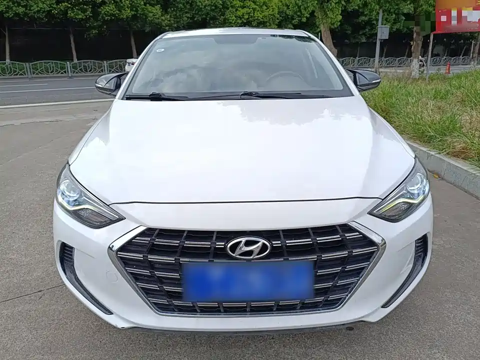 Hyundai Lead