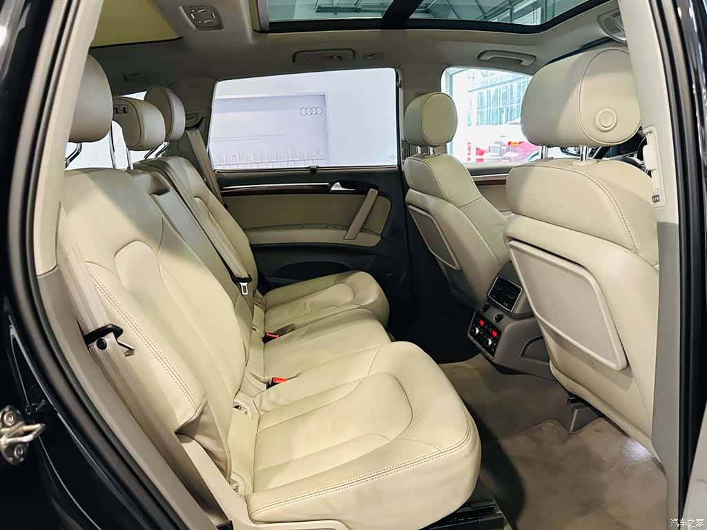 Audi Q7, 2008 7