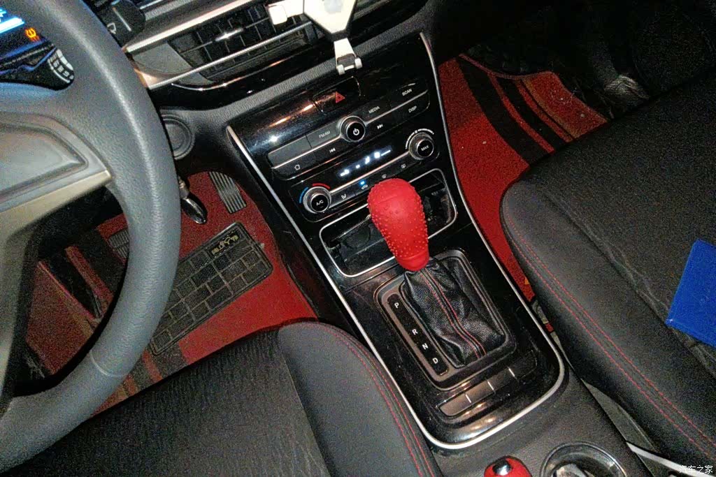 Changan A600EV, 2021 15