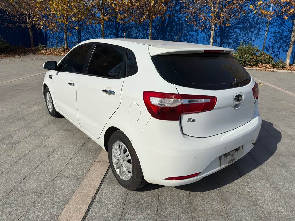 Kia K2