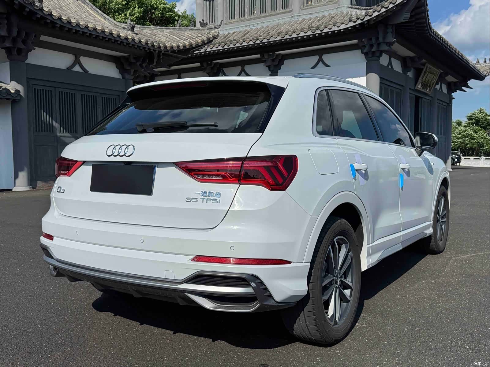 Audi Q3, 2022 все фото