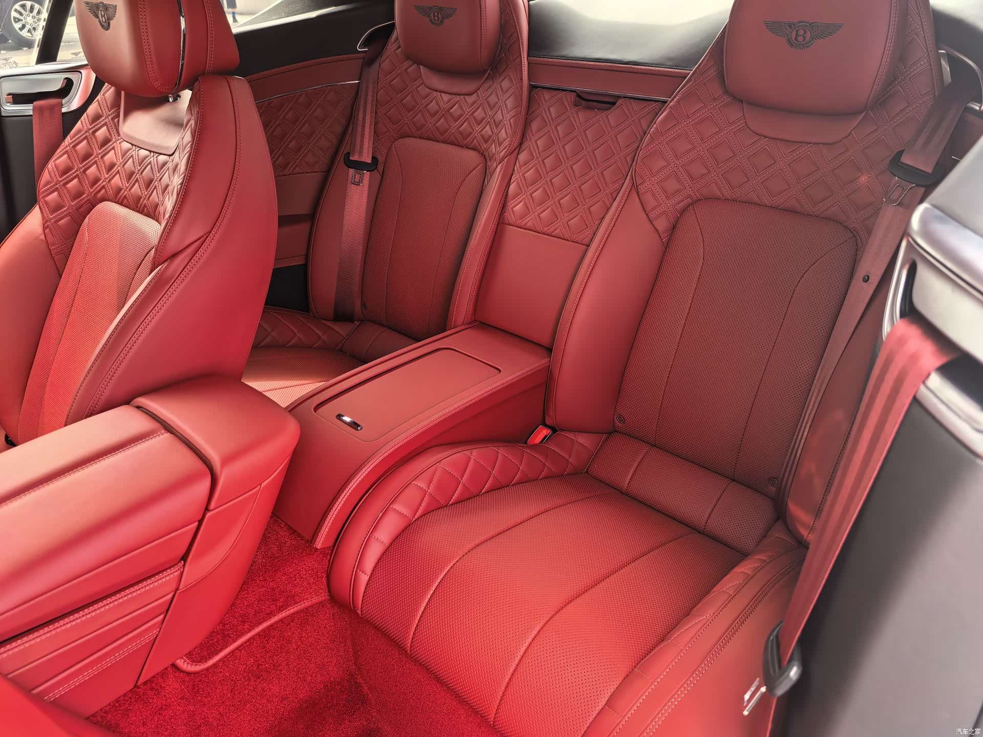 Bentley Continental GT, 2021 14