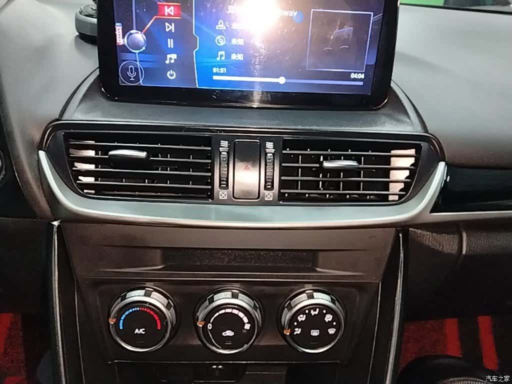 Mazda CX-4, 2019 13