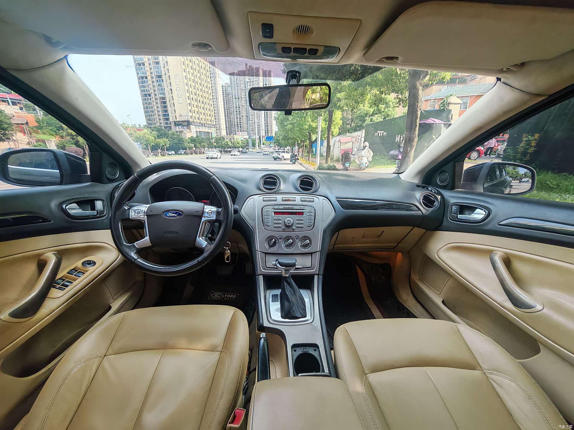 Ford Mondeo, 2010 6