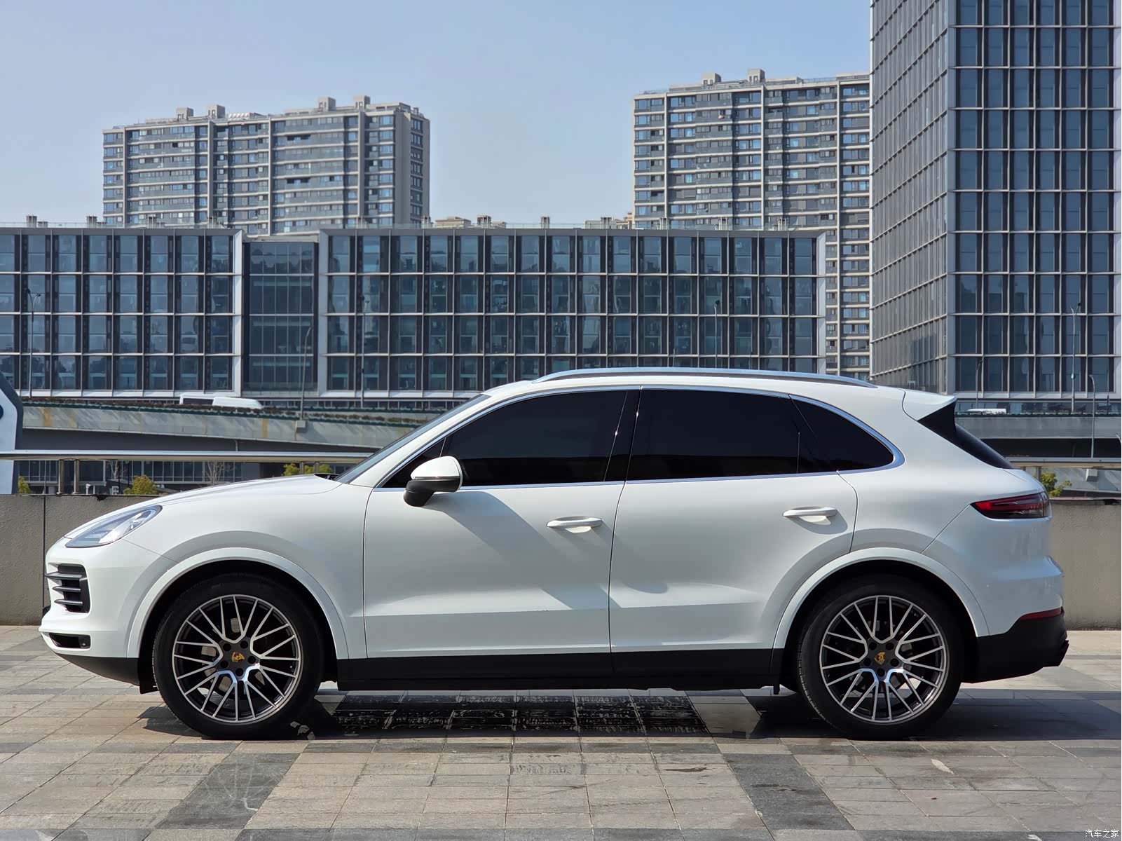 Porsche Cayenne, 2022 3