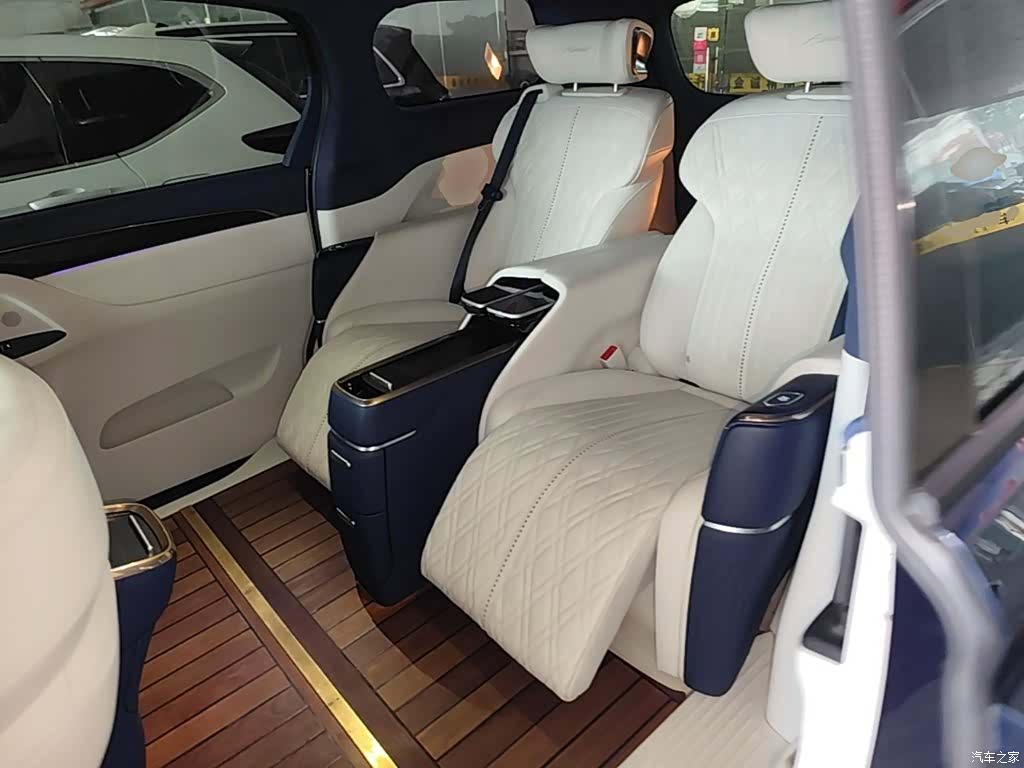 Buick GL8, 2020 17