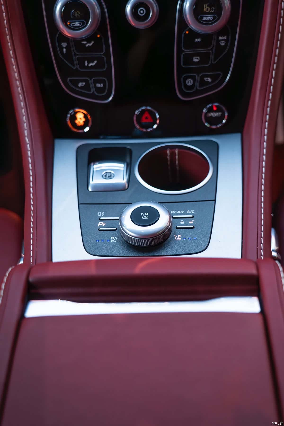 Aston Martin Rapide, 2017 21
