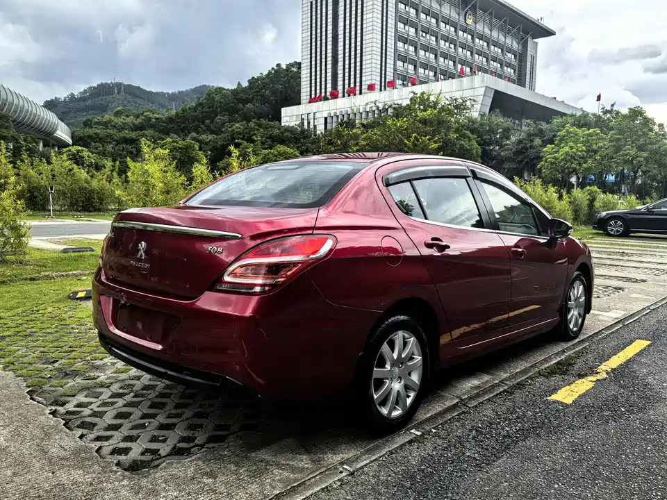 Peugeot 308