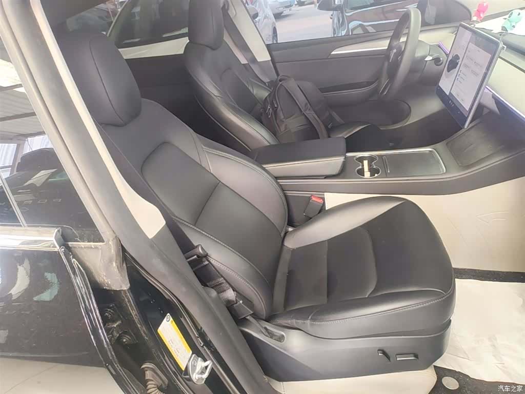 Tesla Model Y, 2024 25