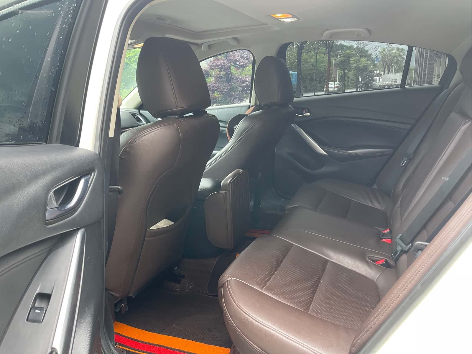 Mazda Atenza, 2015 4