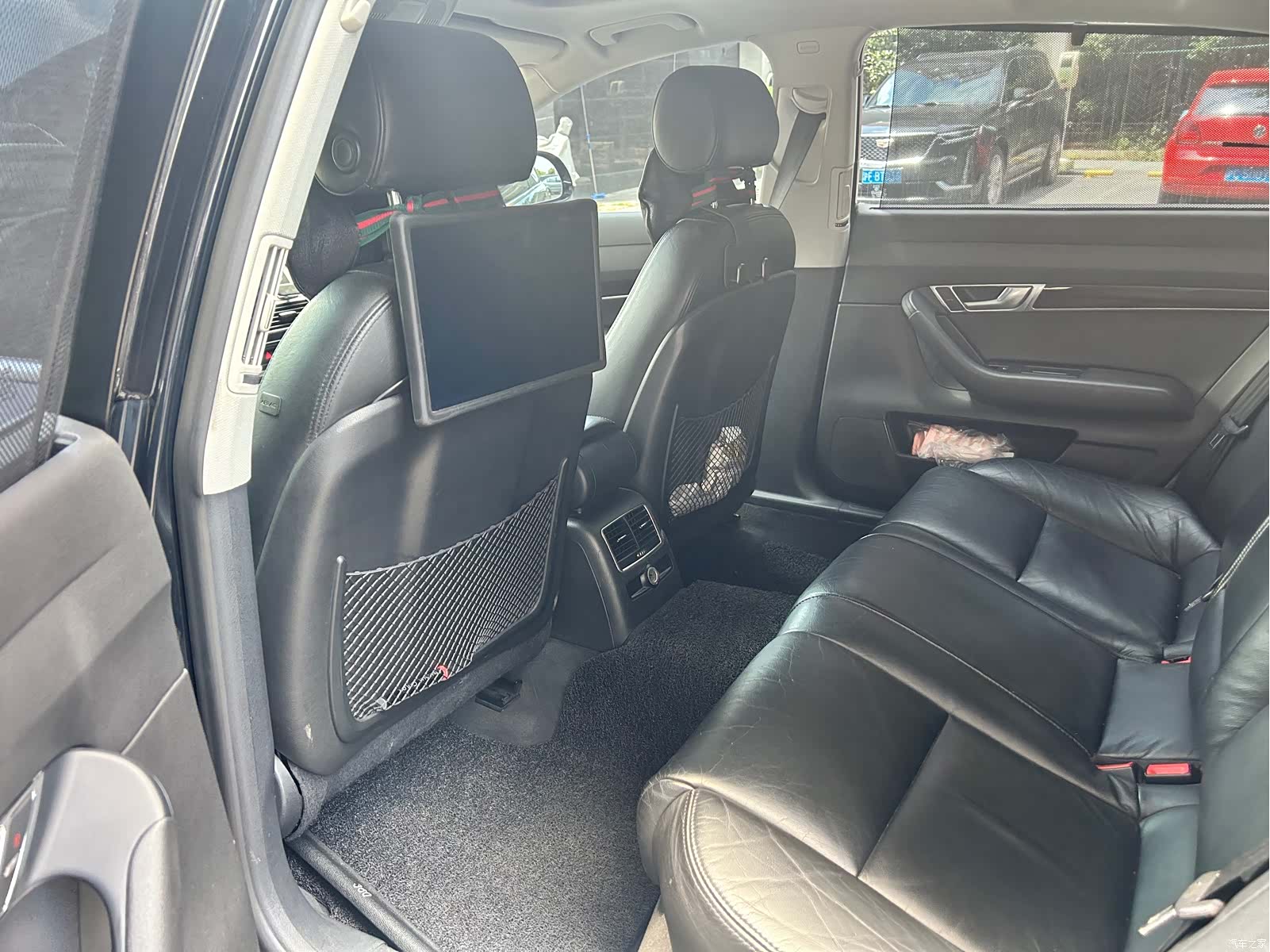Audi A6L, 2012 8